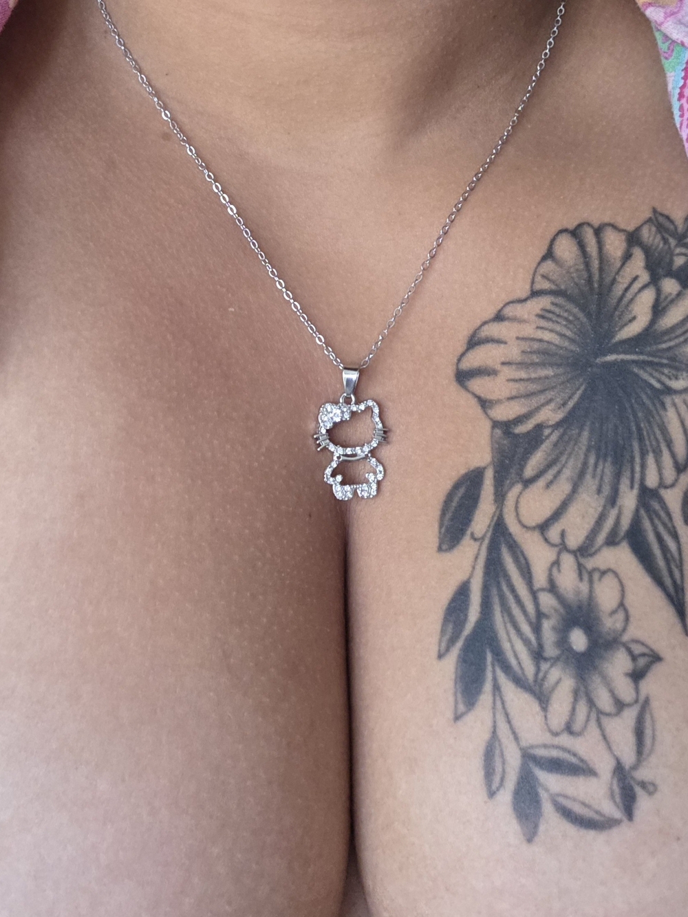Hello Kitty Silver Crystal Pendant Necklace - Silver